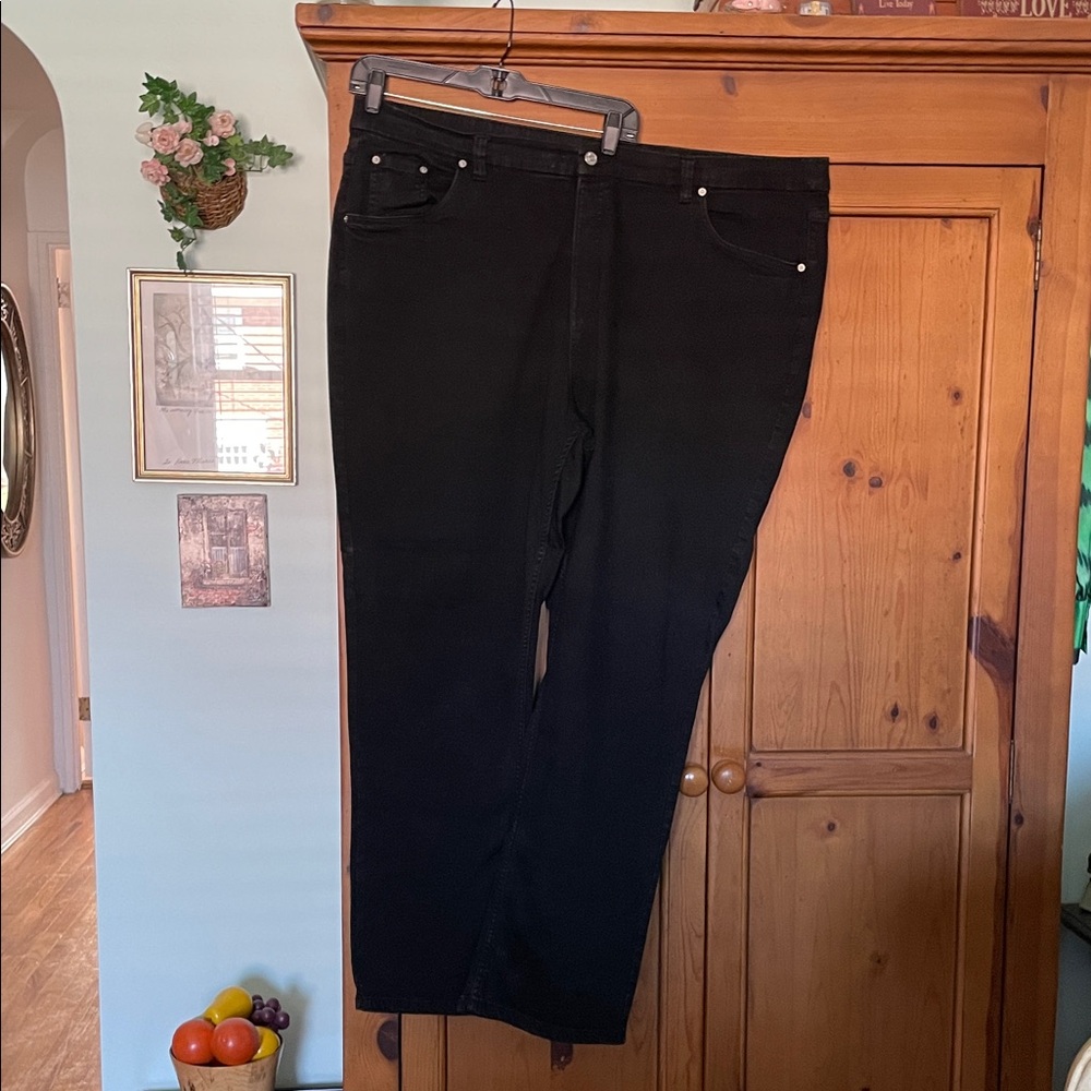 Classic Black Straight Leg Women's Jeans